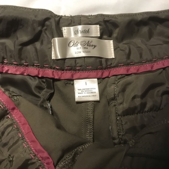 Old navy olive green shorts size 1 - Picture 2 of 5